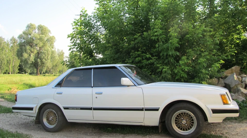 Toyota Mark II 5