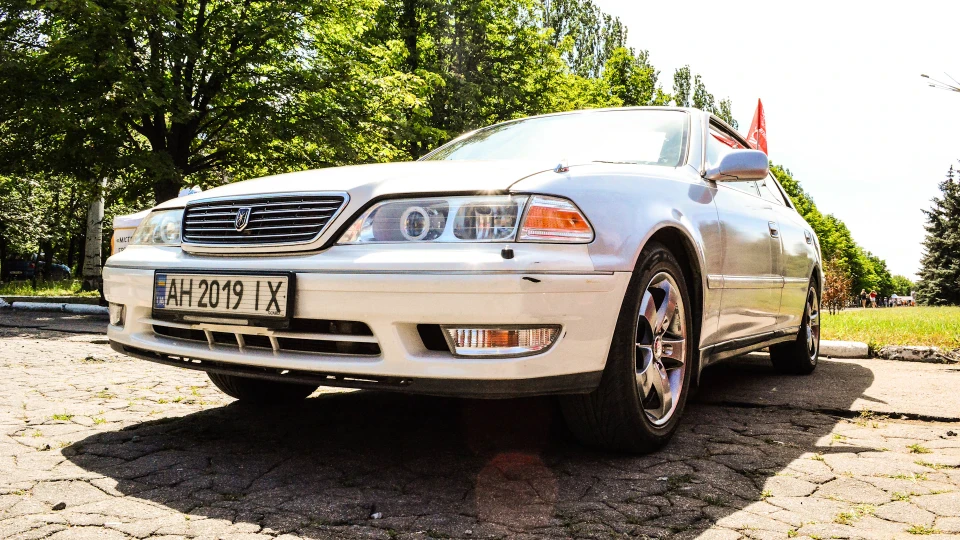Toyota Mark II Grande 2.5 2