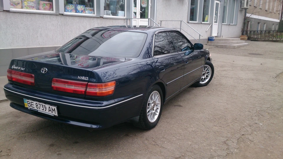 Toyota Mark II Grande G 3
