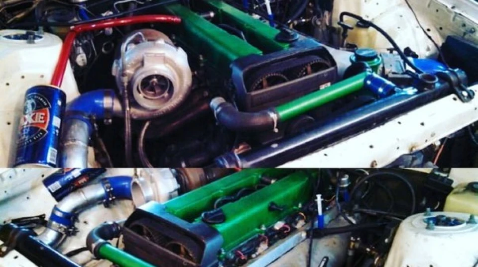 Toyota Mark II JZX-83 turbo 2