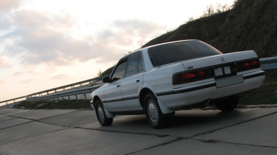 Toyota Mark II Марик SX80 2