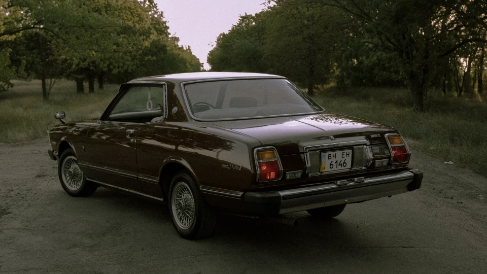 Toyota Mark II MX-40 coupe 5