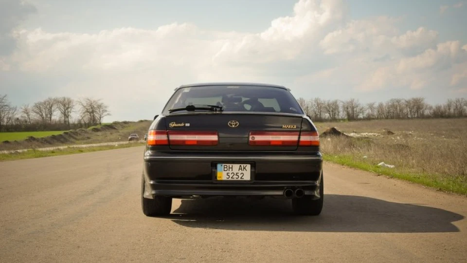 Toyota Mark II On Air 4
