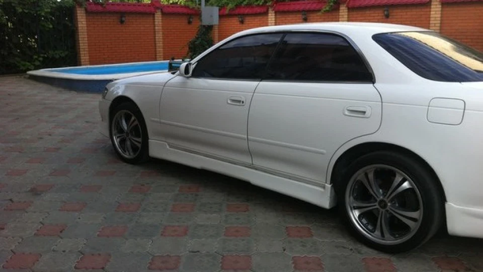 Toyota Mark II TOURER V 3