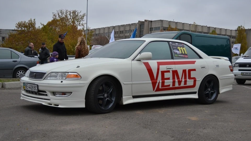 Toyota Mark II Турик ET 8.8 1/4 mile 4