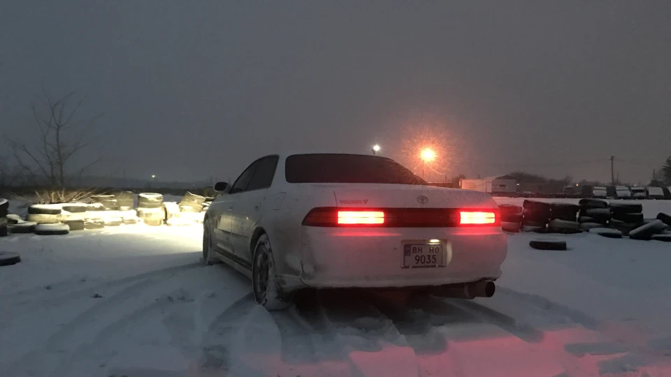 Toyota Mark II Вішка гармата 2