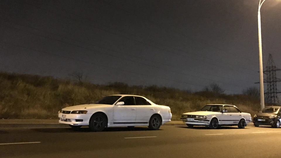 Toyota Mark II Вішка гармата 3