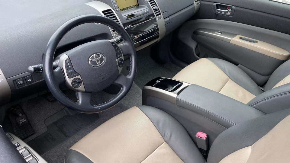 Toyota Prius 2