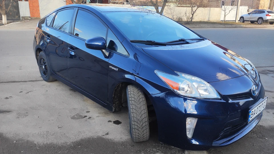 Toyota Prius 3