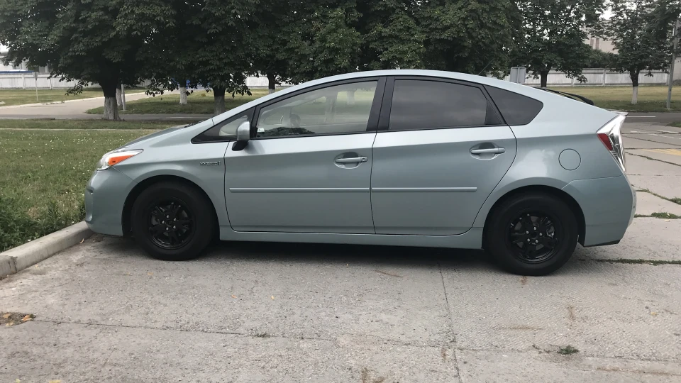 Toyota Prius 3