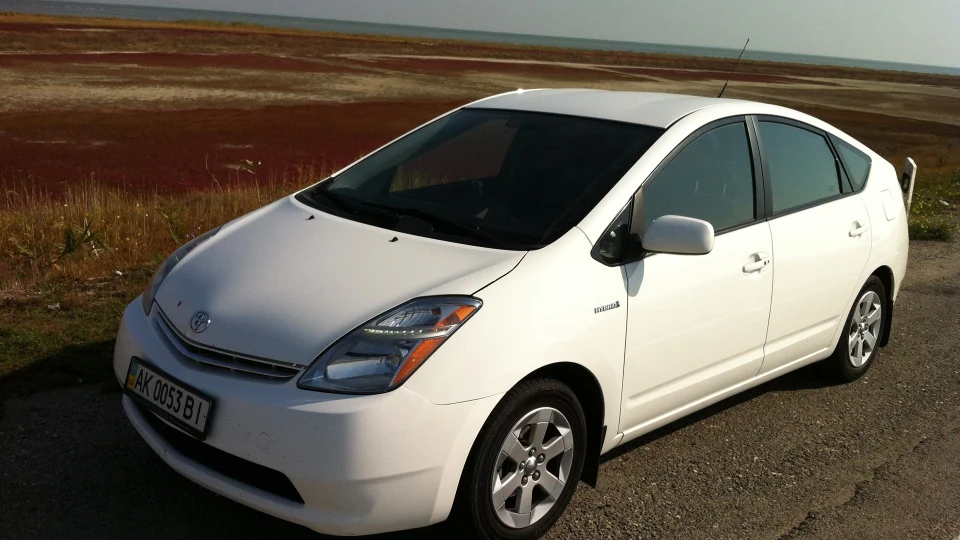 Toyota Prius Космо-car 2