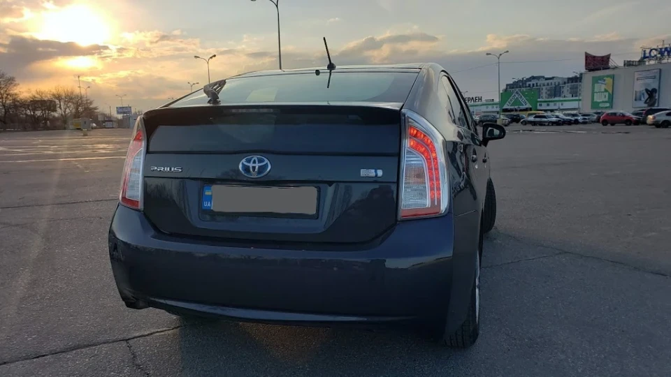 Toyota Prius USA 2
