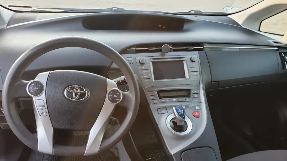 Toyota Prius USA 3