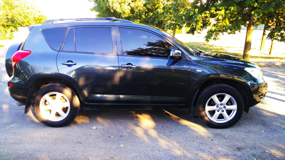 Toyota RAV4 3