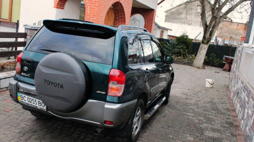 Toyota RAV4 3