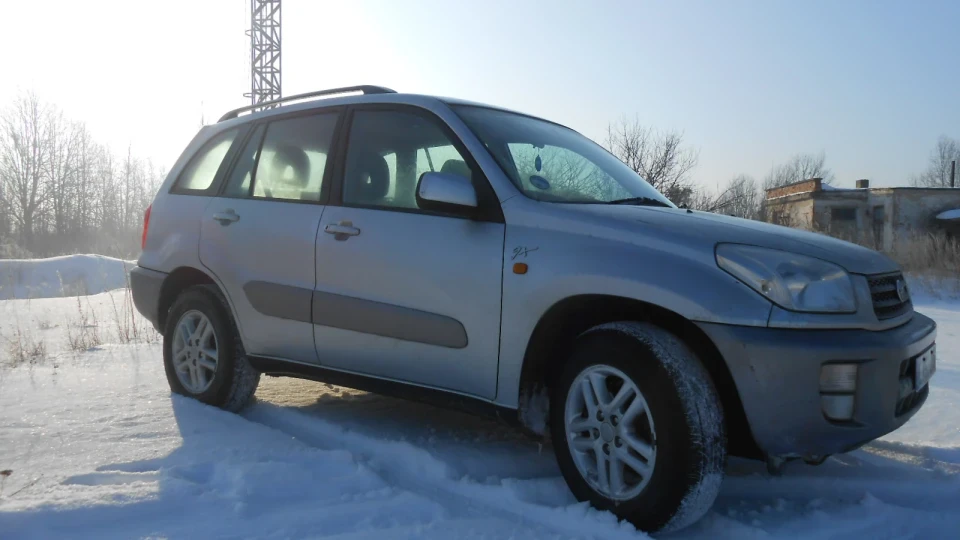 Toyota RAV4 4