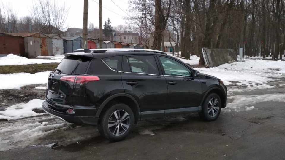 Toyota RAV4 2