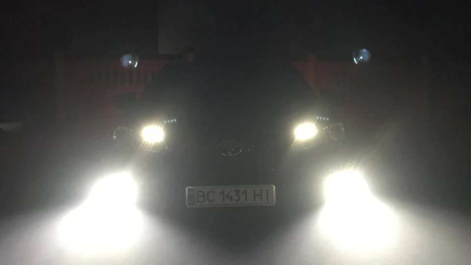 Toyota RAV4 2