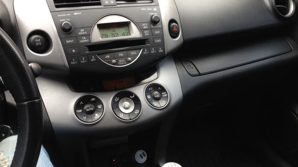 Toyota RAV4 3