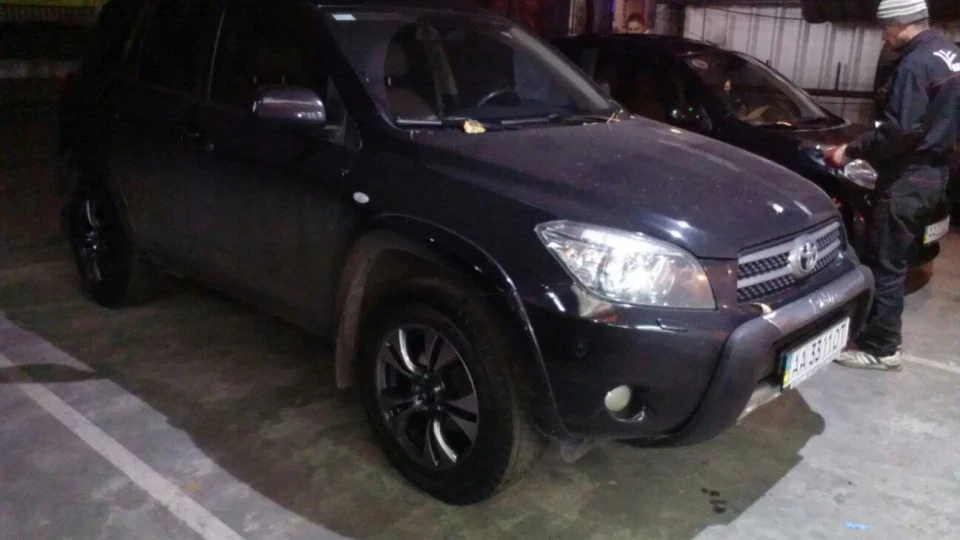 Toyota RAV4 2