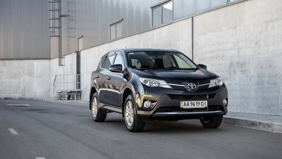Toyota RAV4 4