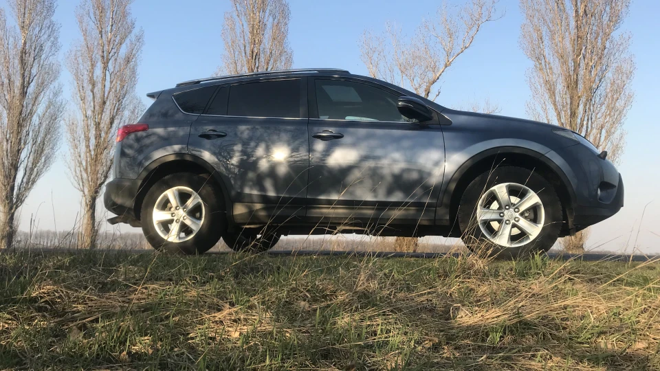Toyota RAV4 3