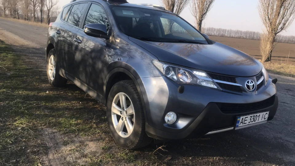 Toyota RAV4 4