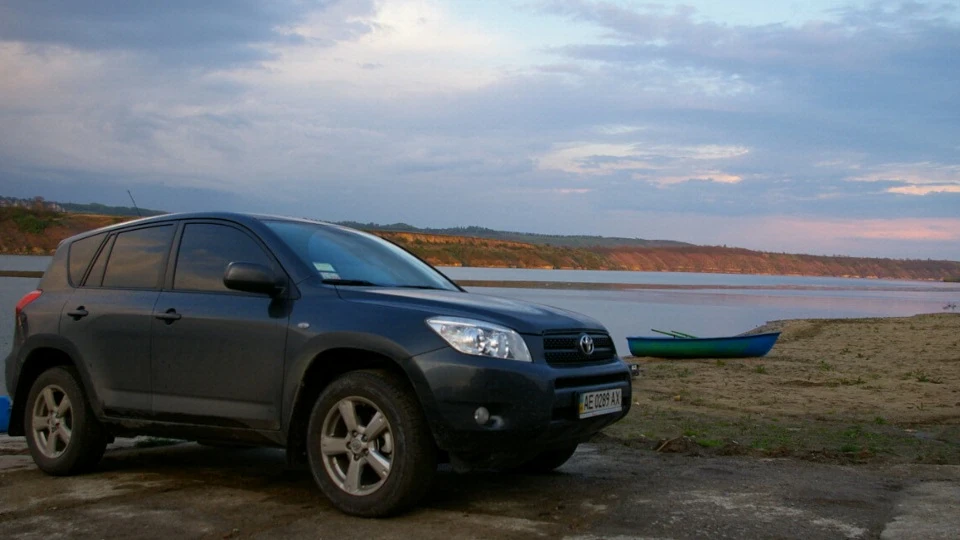 Toyota RAV4 3
