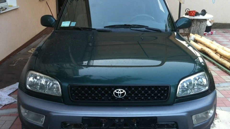 Toyota RAV4 2