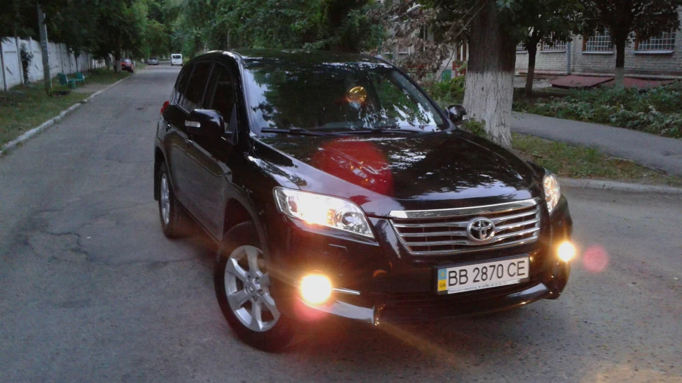 Toyota RAV4 2.0 158 л.с 2