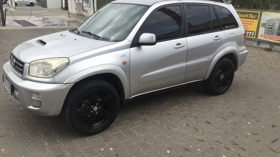 Toyota RAV4 2.0 Дизель 5