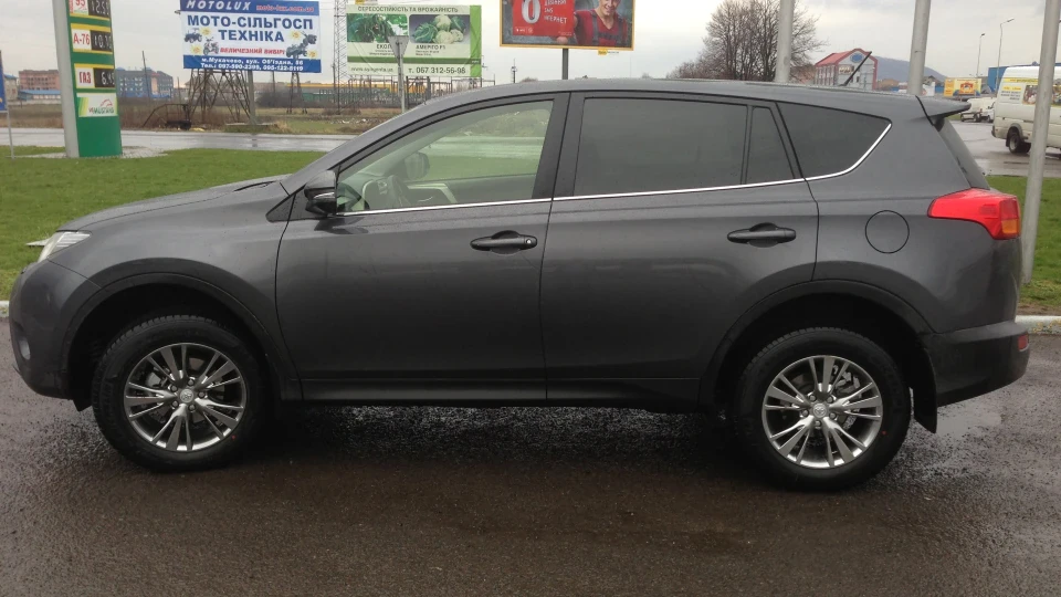 Toyota RAV4 2.0 2