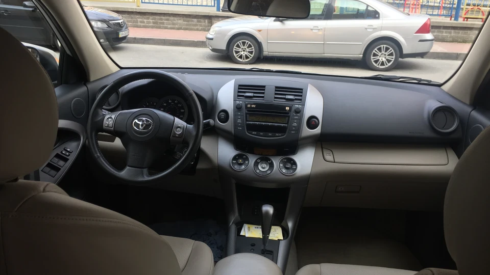 Toyota RAV4 2.4 LIMITED LONG 🇯🇵 5
