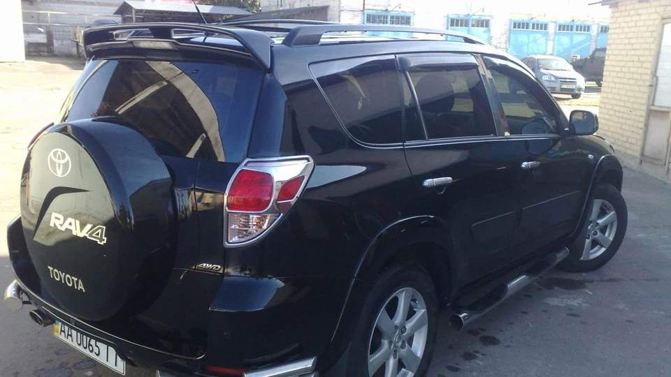 Toyota RAV4 2.4 Long 4