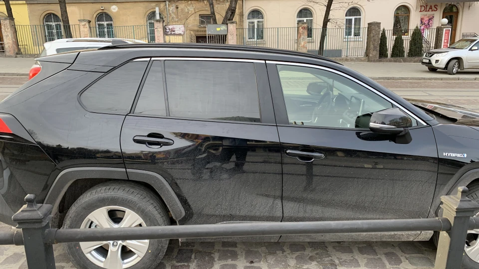 Toyota RAV4 2.5 Hybrid 2