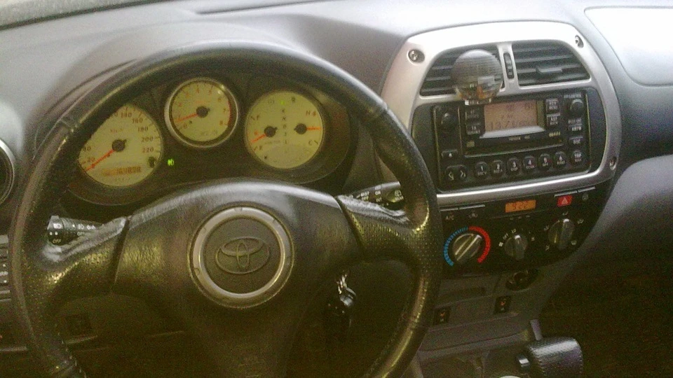 Toyota RAV4 Аметист 5