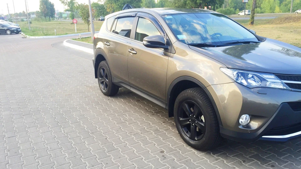 Toyota RAV4 ♛ Bentley ★★★ 2