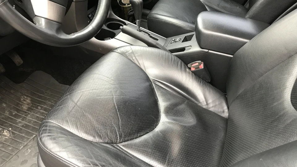 Toyota RAV4 Бежева мала 3