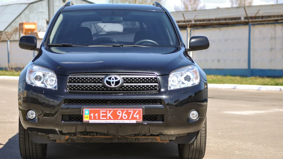 Toyota RAV4 Чернишшш 4