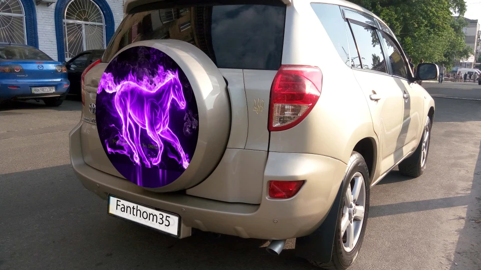 Toyota RAV4 Champagne 2
