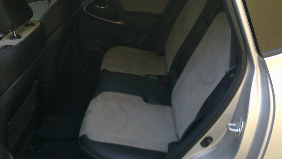 Toyota RAV4 Cross Sport 4