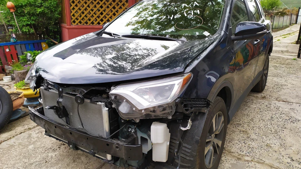 Toyota RAV4 Galactica