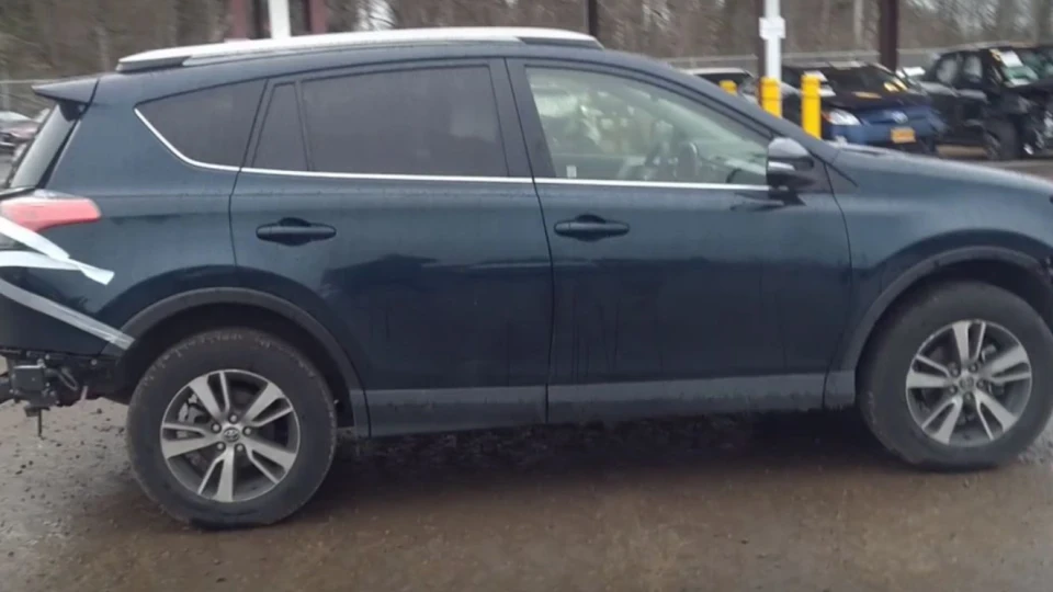 Toyota RAV4 Galactica 4