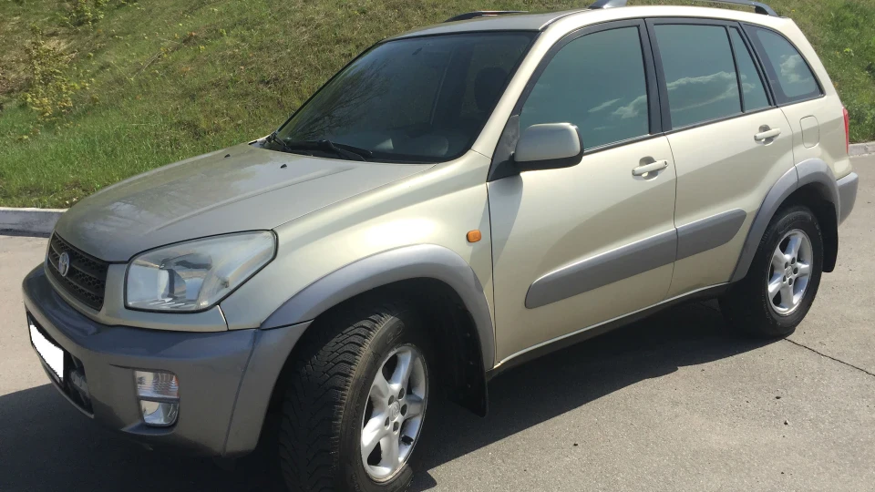 Toyota RAV4 Gold 5