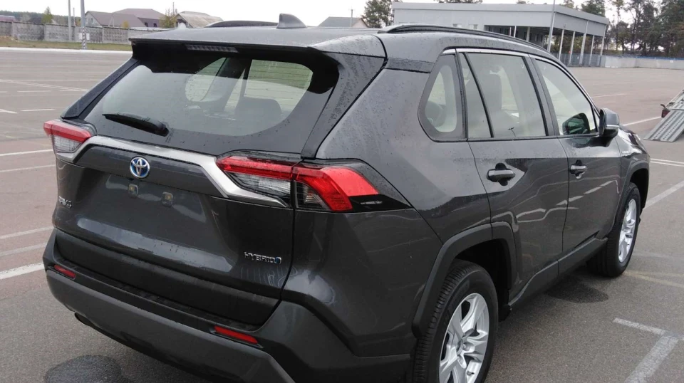 Toyota RAV4 hybrid lounge 2