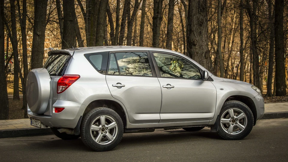 Toyota RAV4 Кабан 3