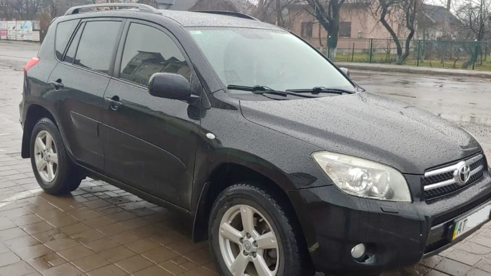 Toyota RAV4 Карагандинське вугілля 3