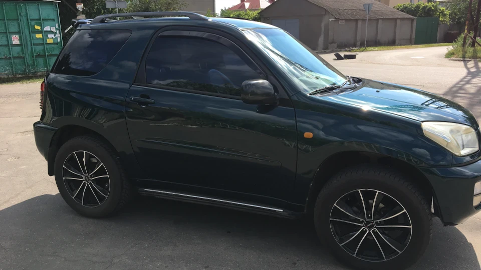 Toyota RAV4 Coupe 3