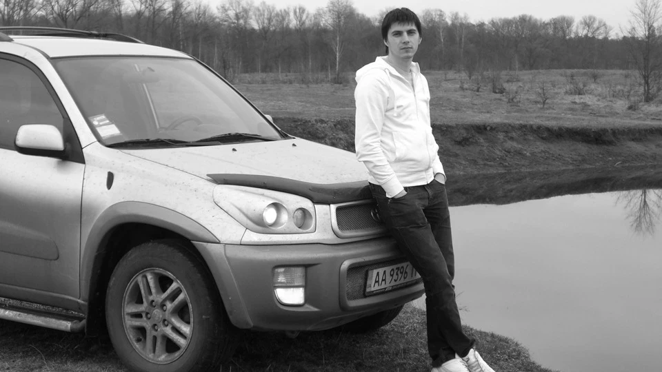 Toyota RAV4 ЛІН СІМ'Ї 4
