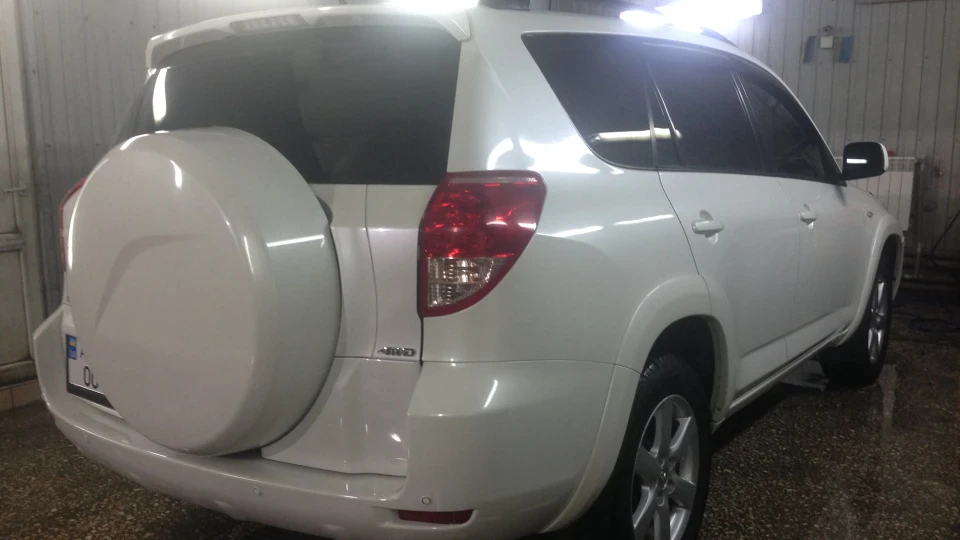 Toyota RAV4 Long 3